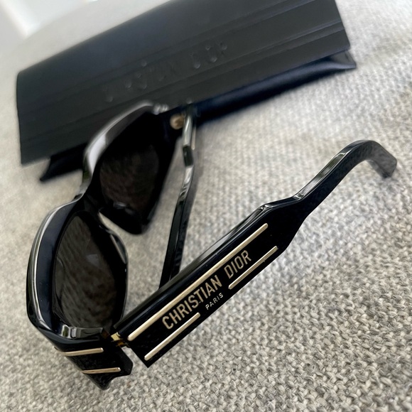 Christian Dior Sunglasses - Picture 1 of 4